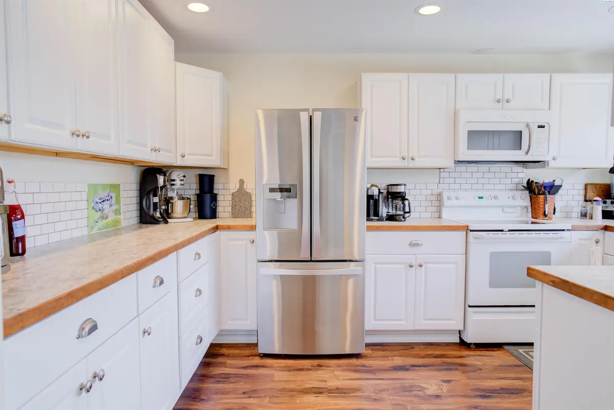 501 N Yelm Street #501, Kennewick, WA 99336