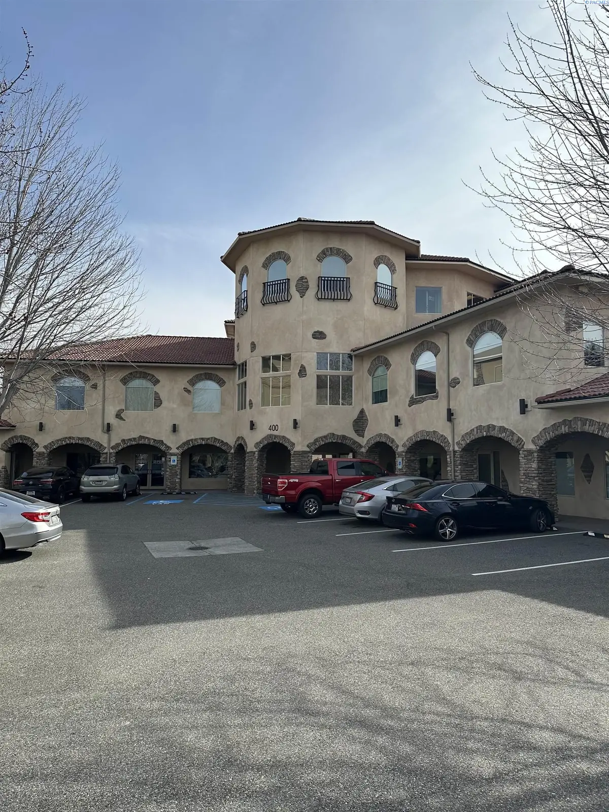 404 Bradley Blvd #302, Richland, WA 99352
