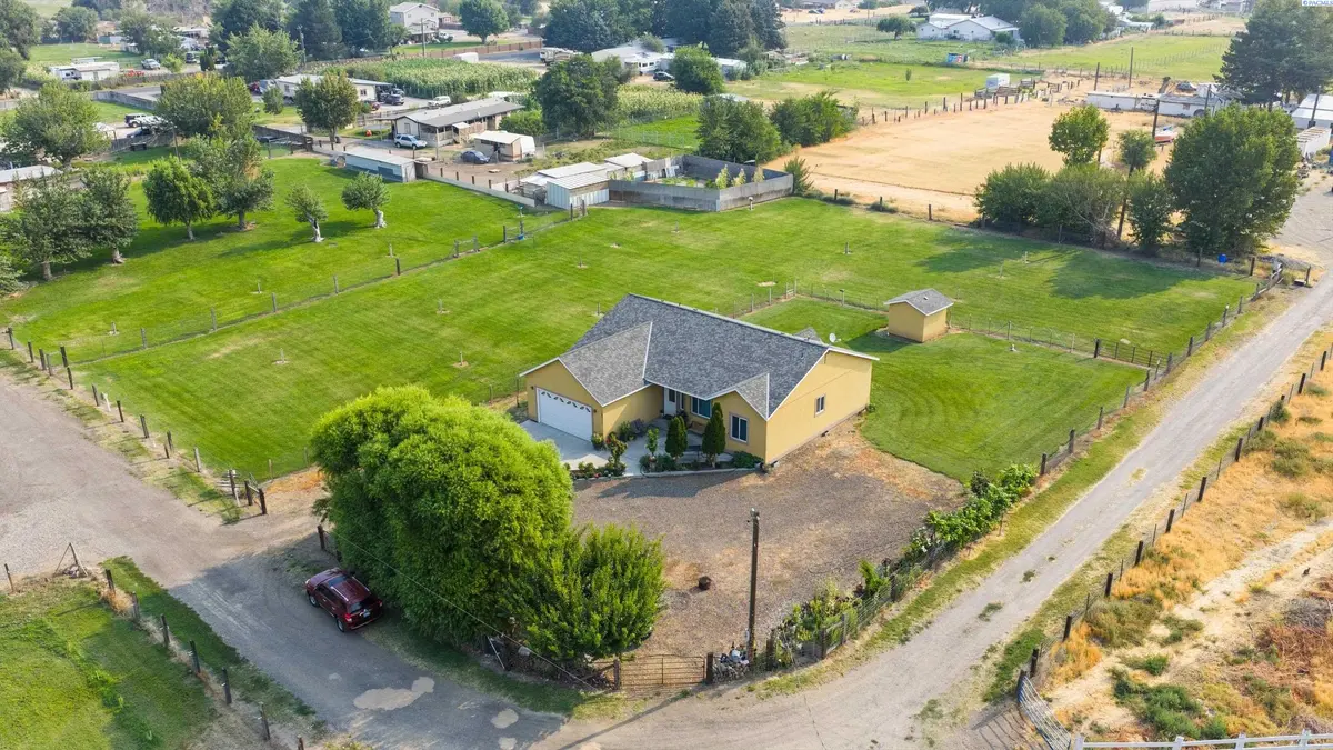16711 S 1996 PRSE, Kennewick, WA 99337