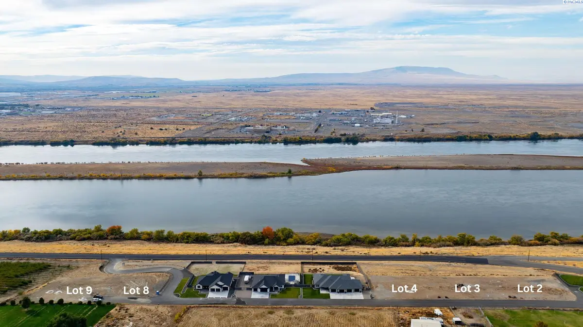 1 Columbia Bluff Lane #Lot 9, Pasco, WA 99301