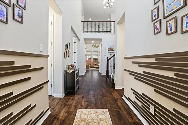 1661 Cardinal LN, Round Rock, TX 78681
