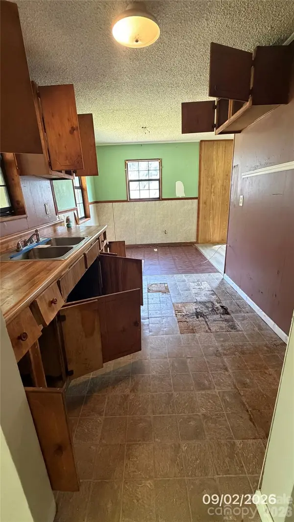 485 Geter RD, Woodleaf, NC 27054