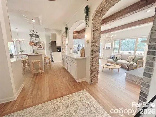 13033 Asbury Chapel RD, Huntersville, NC 28078