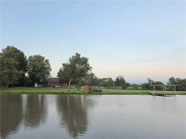 1406 E 4th AVE, Garnett, KS 66032