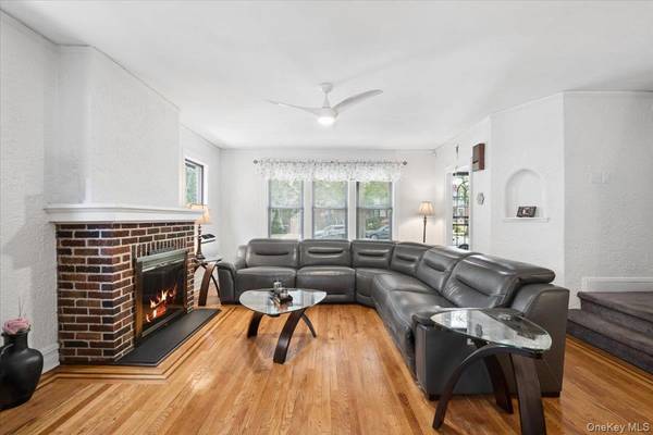 1241 Rhinelander AVE, Bronx, NY 10461