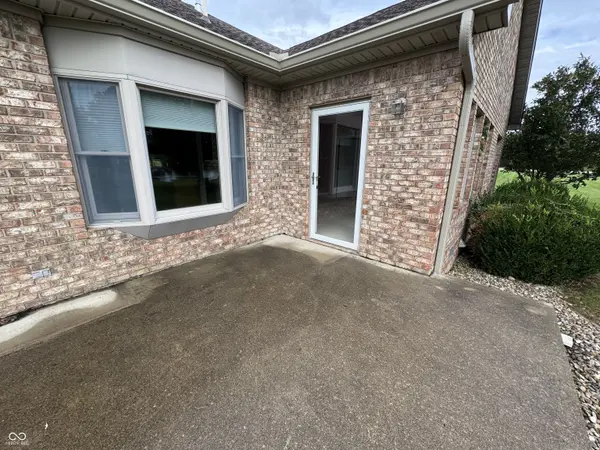 109 Cardinal LN, Alexandria, IN 46001