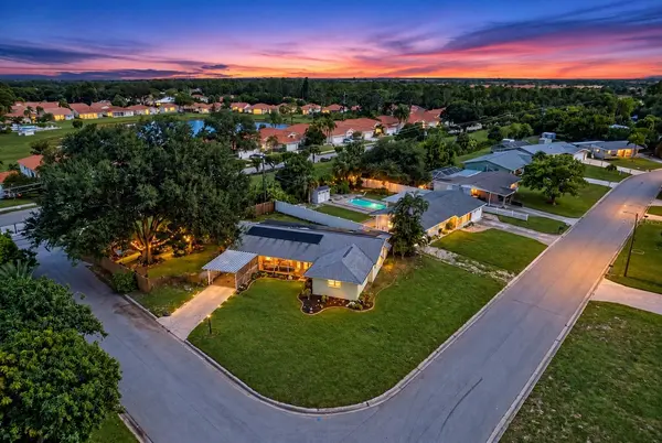 122 ALGIERS DR, Venice, FL 34293