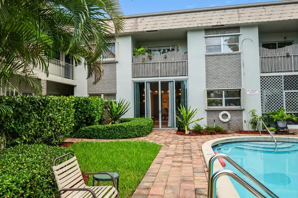 1541 NE 34TH CT #104, Oakland Park, FL 33334
