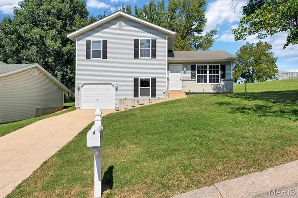 5 W 12th ST, Washington, MO 63090