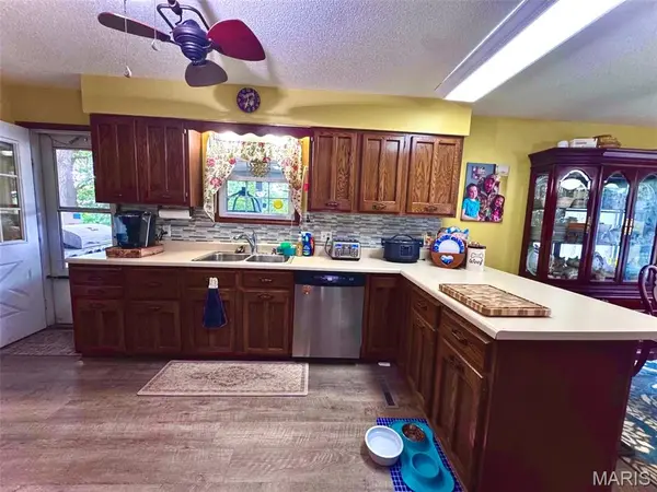 3307 Highway Mm, Hannibal, MO 63401