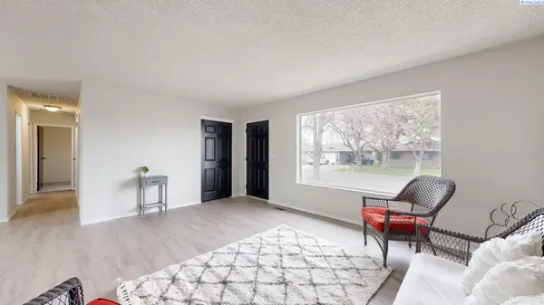 125 Walker Place, Prosser, WA 99350