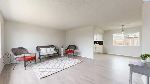 125 Walker Place, Prosser, WA 99350
