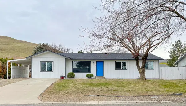 125 Walker Place,  Prosser,  WA 99350
