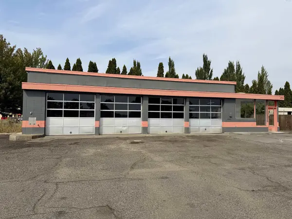 294 Williams Blvd, Richland, WA 99354