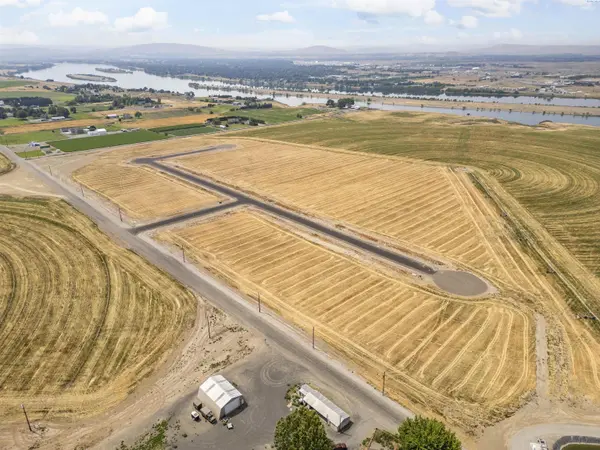 105 Taylor Ln.        (Lot 9), Pasco, WA 99301