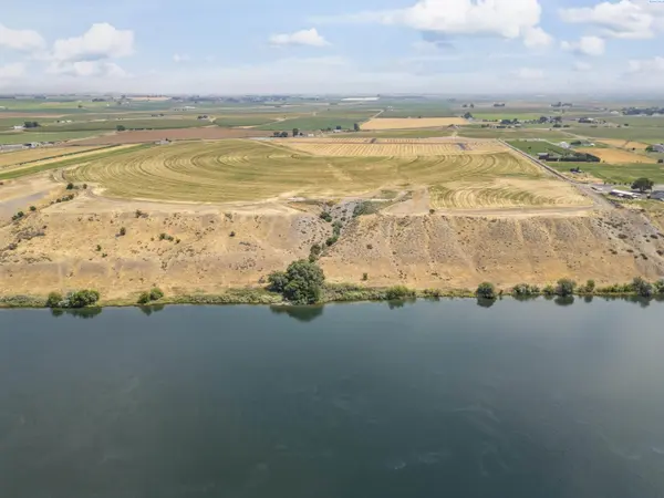 105 Taylor Ln.        (Lot 9), Pasco, WA 99301