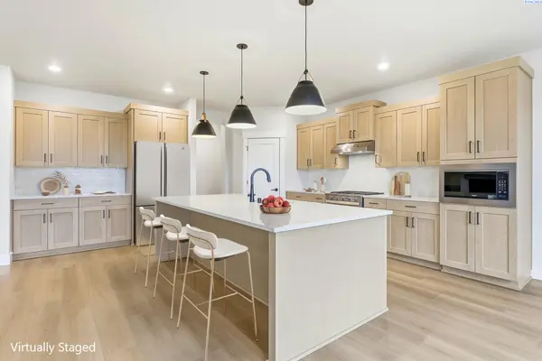 12101 Vincenzo Dr., Pasco, WA 99301