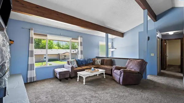 1914 Mahan Ave, Richland, WA 99354