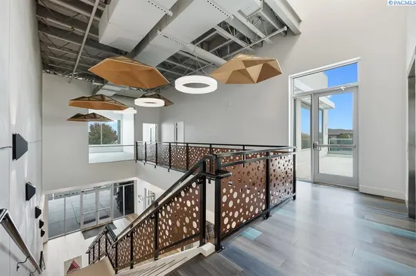 9425 Sandifur Parkway #201, Pasco, WA 99301