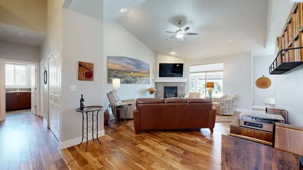 87069 E Haven View PR SE, Kennewick, WA 99338