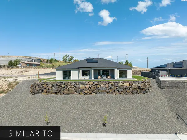 212 Taylor Lane, Pasco, WA 99301