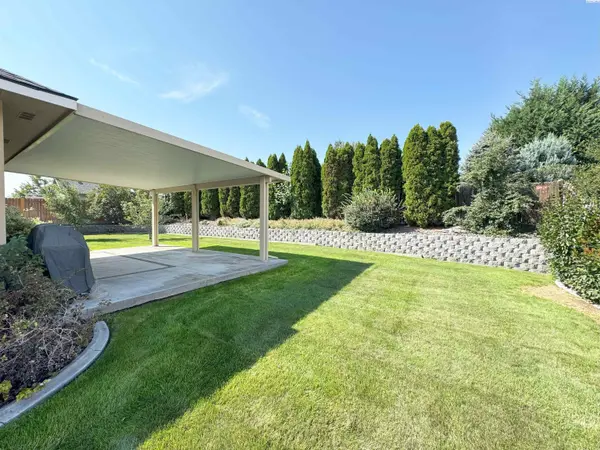 4808 Mariola Lane, Pasco, WA 99301