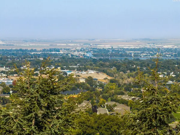 3604 W 49th Avenue, Kennewick, WA 99337