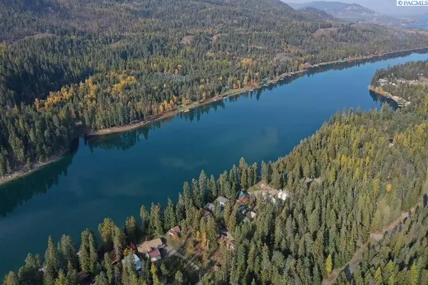 465 Arthurs Blvd., Other, WA 99119
