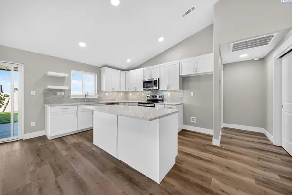 6603 Road 52, Pasco, WA 99301