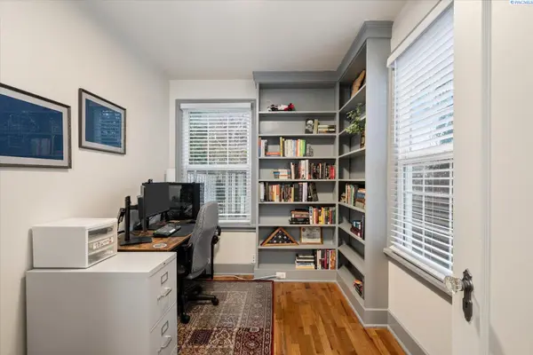 503 W 1st Avenue, Kennewick, WA 99336
