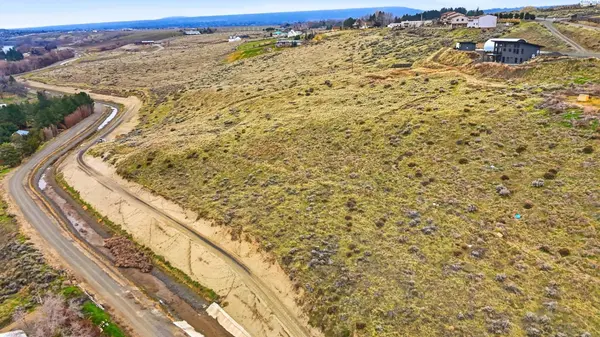NKA Lot 34 Willamette Heights, West Richland, WA 99353