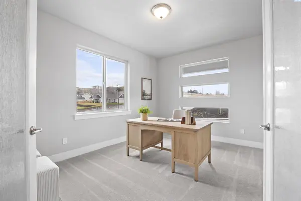 3850 Orchard Street, West Richland, WA 99353