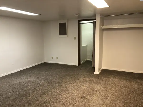 223-225 W Main St, Pullman, WA 99163