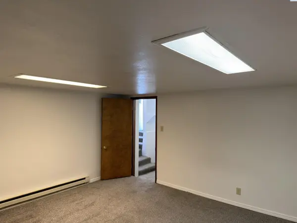 223-225 W Main St, Pullman, WA 99163