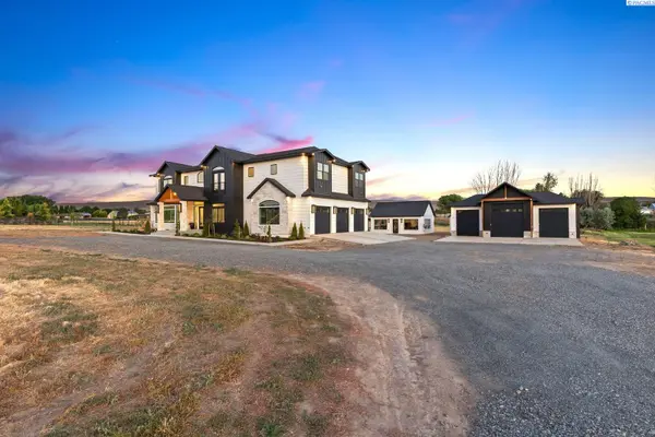 160 Serenity Lane, Yakima, WA 98908
