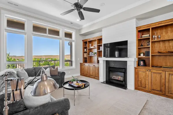 1430 Purple Sage St, Richland, WA 99352