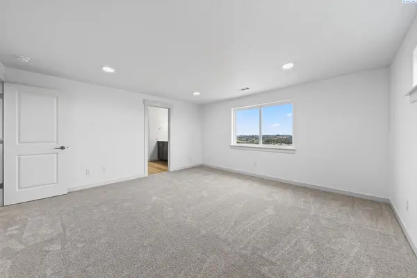 1601 SW Kelandren drive, Prosser, WA 99350