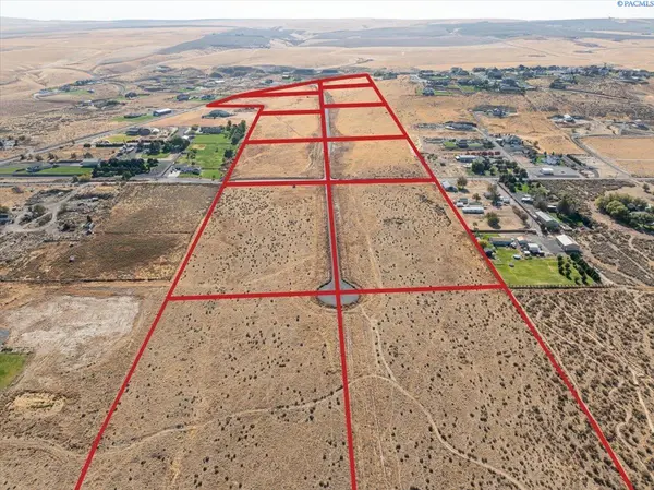 27891 Mammoth Dr, Kennewick, WA 99338