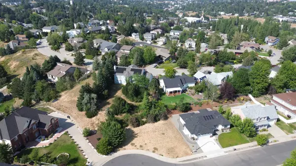 630 SW Sundance Ct, Pullman, WA 99163