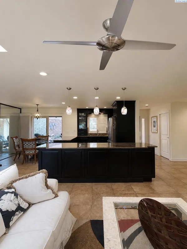 125 Casa Sueno Ct, Richland, WA 99352