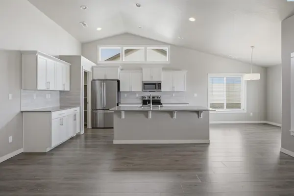 1419 SW Kelandren Drive, Prosser, WA 99350