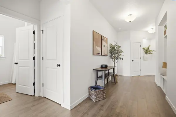 3574 Morningside Parkway, Richland, WA 99352