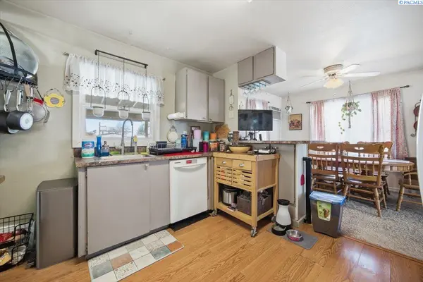 1217-1219 McPherson Ave, Richland, WA 99354