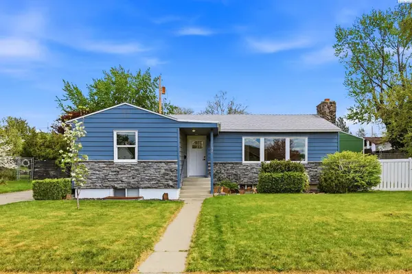 82 Hodges Ct., Richland, WA 99354