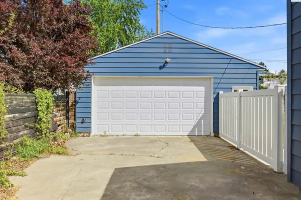 82 Hodges Ct., Richland, WA 99354