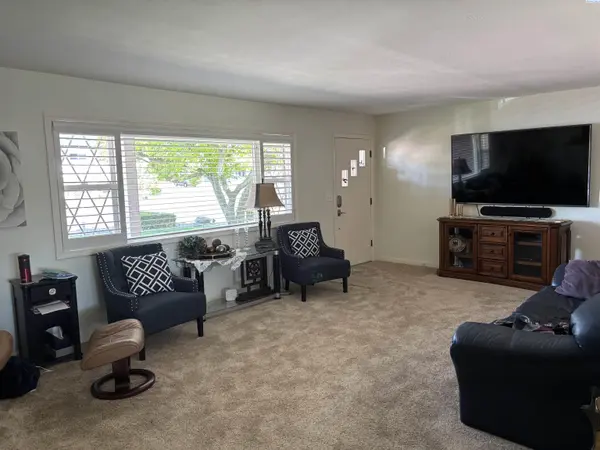 1106 King St, Grandview, WA 98930