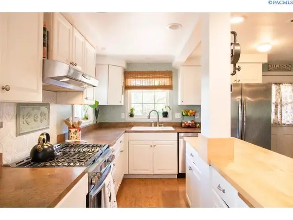 3001 Pullman-Albion Road, Pullman, WA 99163