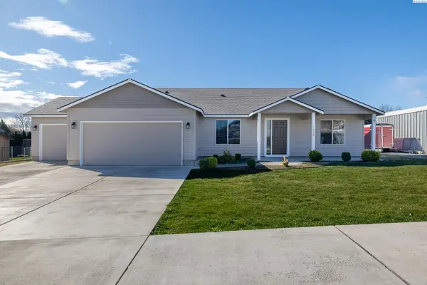 2720 Leslie Rd.,  Richland,  WA 99352