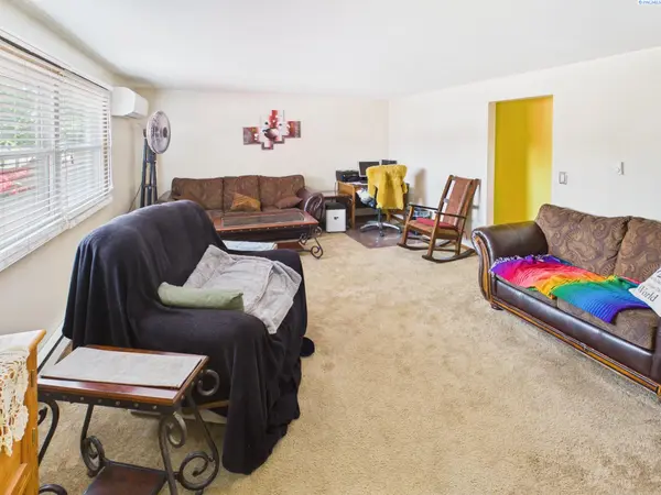 1504 Cherry Ave, Yakima, WA 98902