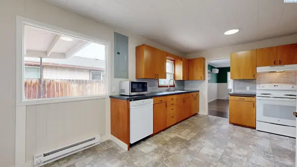 345 Sanford Avenue, Richland, WA 99352